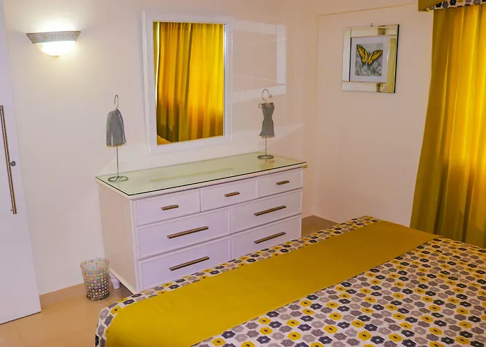 Surf Turf Two Bedroom At Turtle Towers * Ocho Ríos
